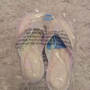 Nwt Sun & Sky White Memory Foam Sandal's